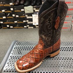 Bota Cuadrada