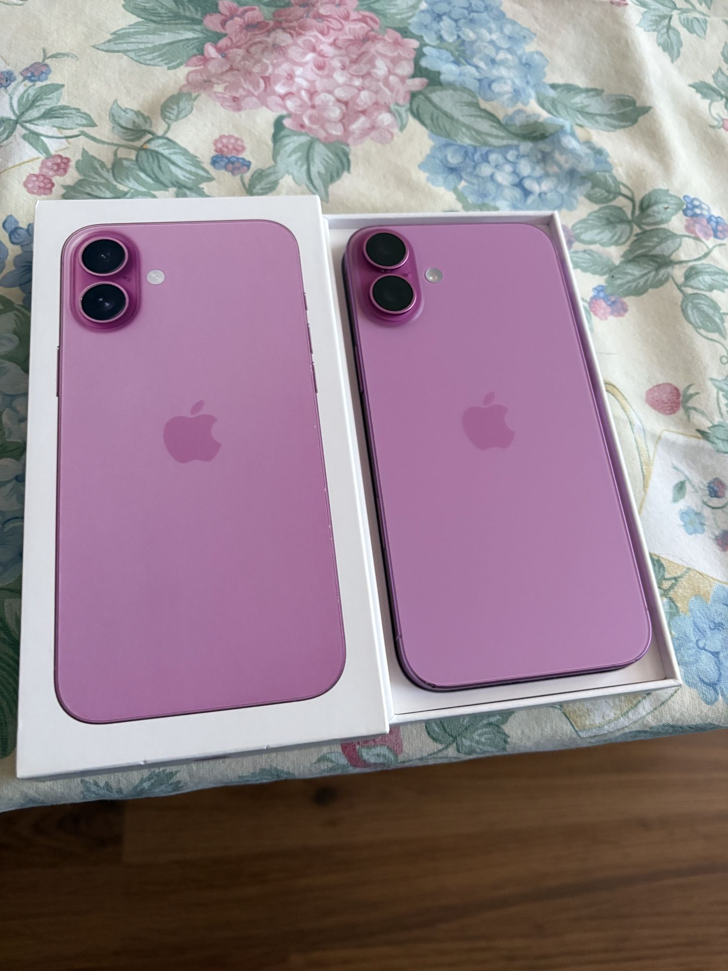 iPhone 16 Plus