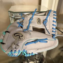 Rawlings Baseball Glove 