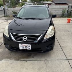 Nissan Versa