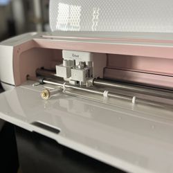 Cricut Maker 2: Rose Gold