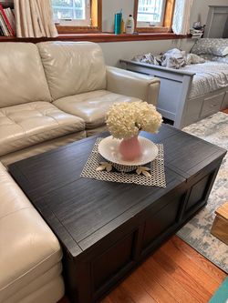 Ashley Lift-Top Storage Coffee Table with Hidden Storage