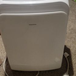 Black And Decker Portable AC for Sale in Turlock, CA - OfferUp