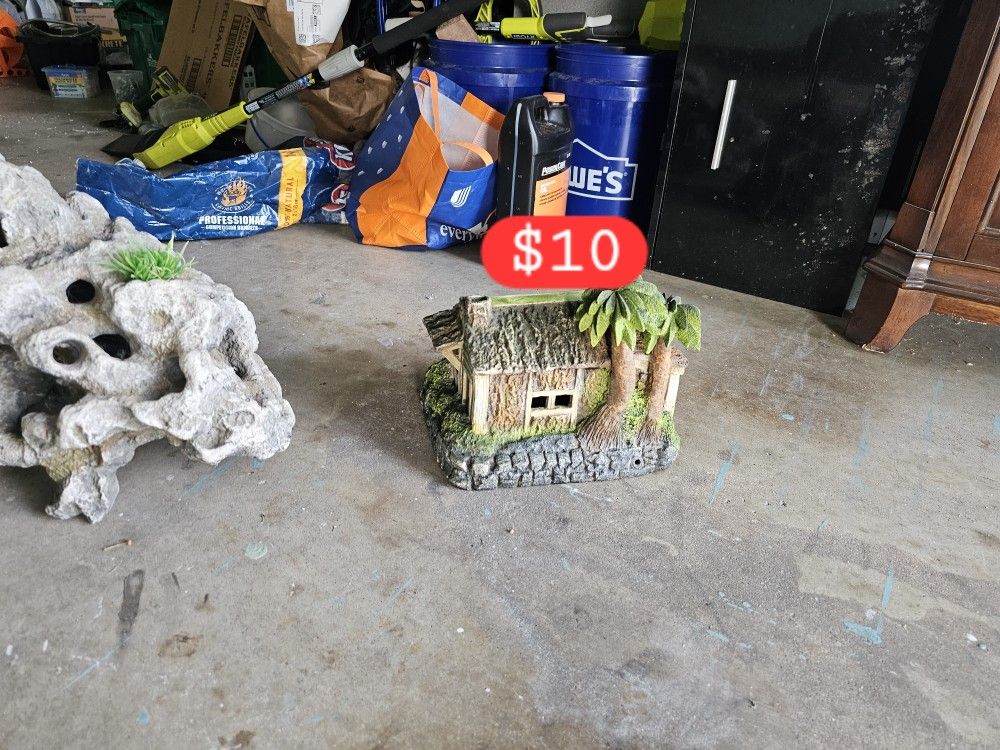 Fish Tank Decoration
