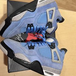 Jordan 4 Unc Size 7 (Gs)