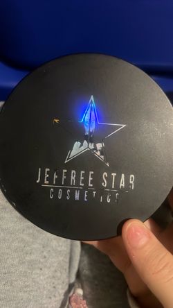 limited addition/ discontinued Jeffree Star x Manny MUA Skin Frost in Eclipse