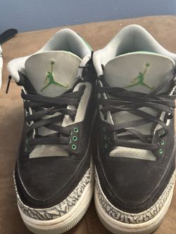 Jordan 3s Pine Green
