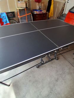 Ping pong table