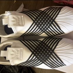 Adidas Slip On Shoes Women’s Size 9