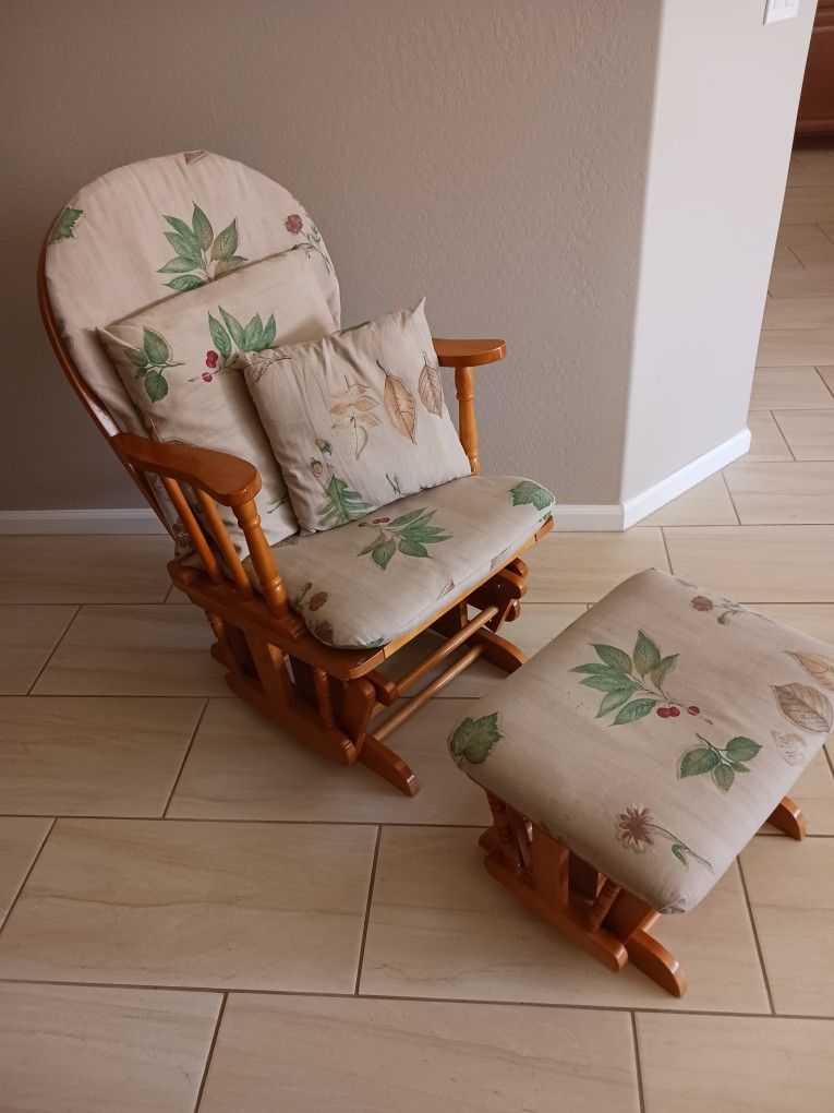 Slider Rocker Stool Slider Rocker Chair With Footstool for Sale in Phoenix, AZ - OfferUp