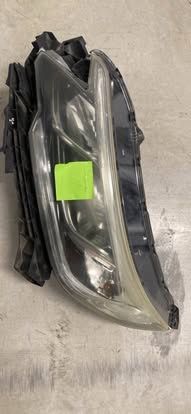 2016 HONDA CR-V DRIVER SIDE HEADLIGHT