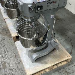 ChefAsst CA-MX20C 20L 3-Speed 1 1/2 HP Planetary Stand Mixer with Guard & Standard Accessories