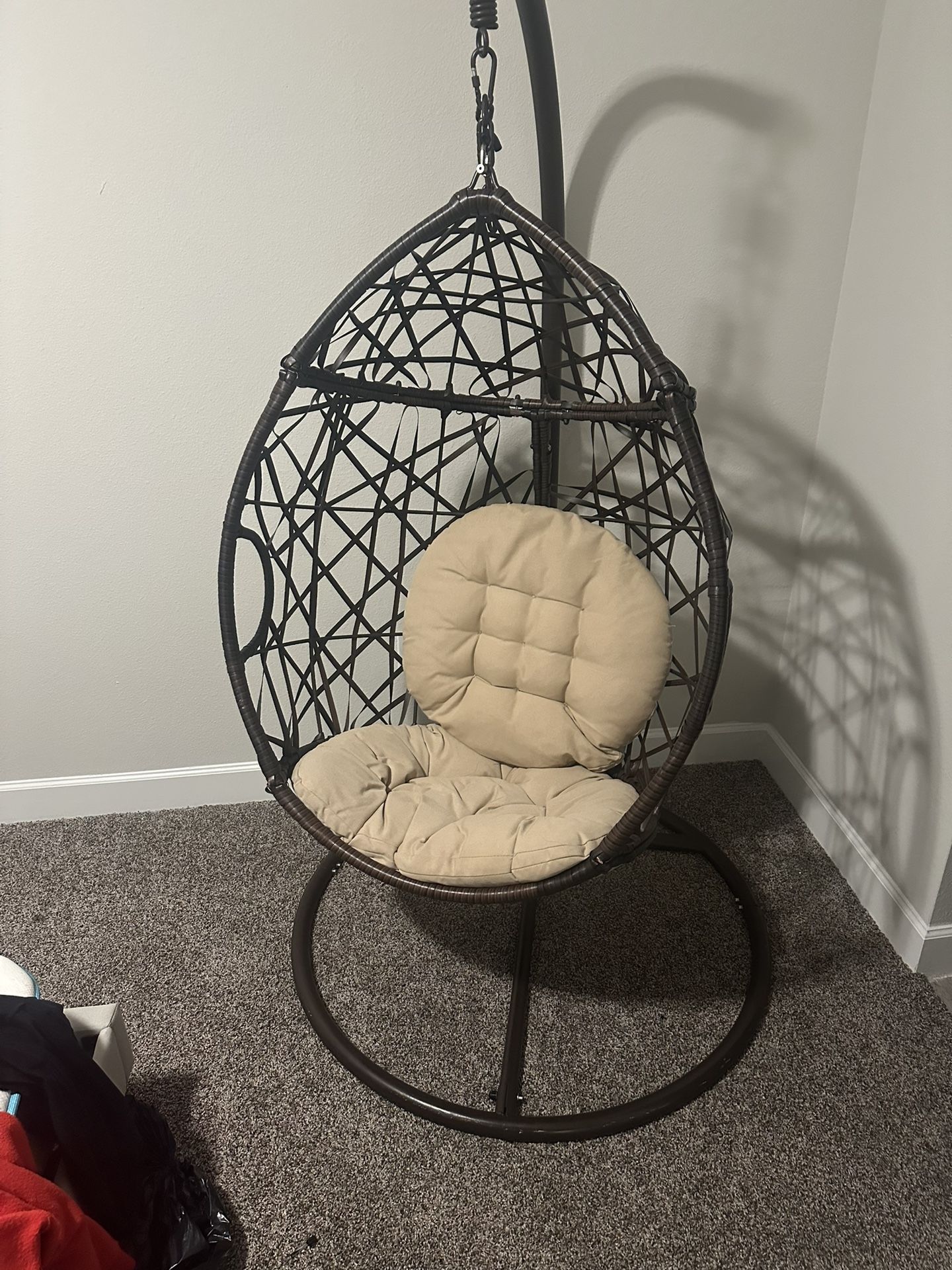 hanging egg chair