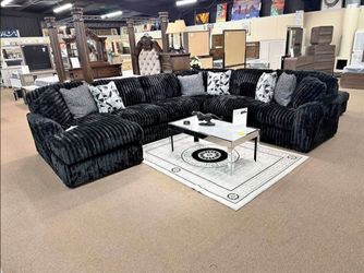 Costumize Sectional Couch Set Fast Delivery Only $39 Down Payment 👉 PLEASE ASK FOR JON GREEN WHEN YOU ARRIVE!