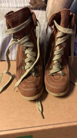 Boots Size 6