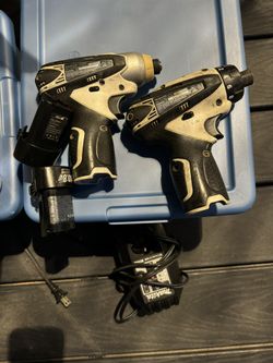 Small Household, Makita Drills And Impact Driver.