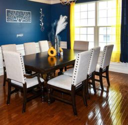 DINING ROOM SET