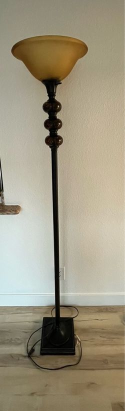 Torchiere Floor Lamp, discount for early pickup