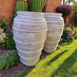 XL Vintage Styles Clay Pots, Clay Vases 🪴✨️👏🏻 *($ Price Vary )in Cypress Ca.90630 " Casa Barajas Clay Pots "