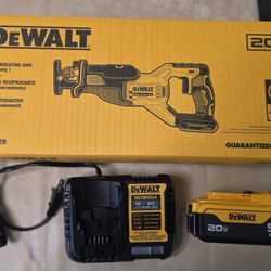 Dewalt 20v Saw with Battery and Charger 