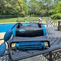 #Dolphin Nautilis pool cleaner#