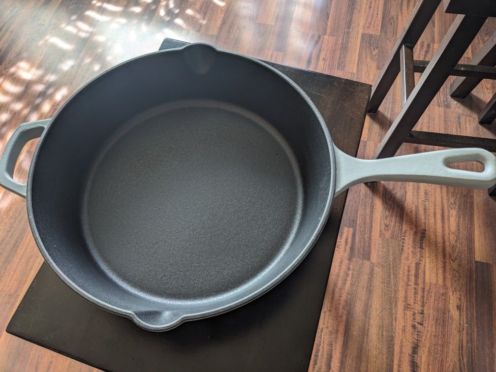 Cuisinart Enameled Cast Iron Skillet, 12 In. - Metzger Property