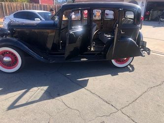 1933 Plymouth