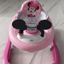 Minnie Mouse walker 