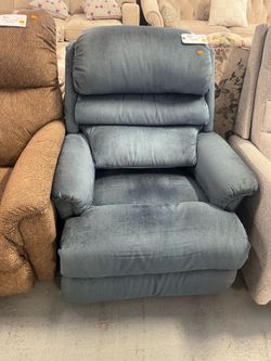 Vintage blue Lazboy recliner (in store)
