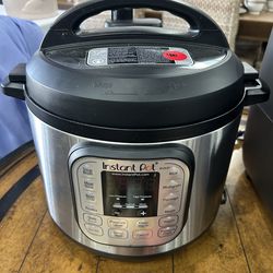 Instant Pot Electric Pressure Cooker