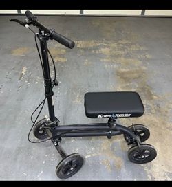 KneeRover Economy Knee Scooter/ Matte black