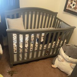 BABY CRIB ,Changing table  And Dresser  All 3 light gray Like New  Or Best Offer 