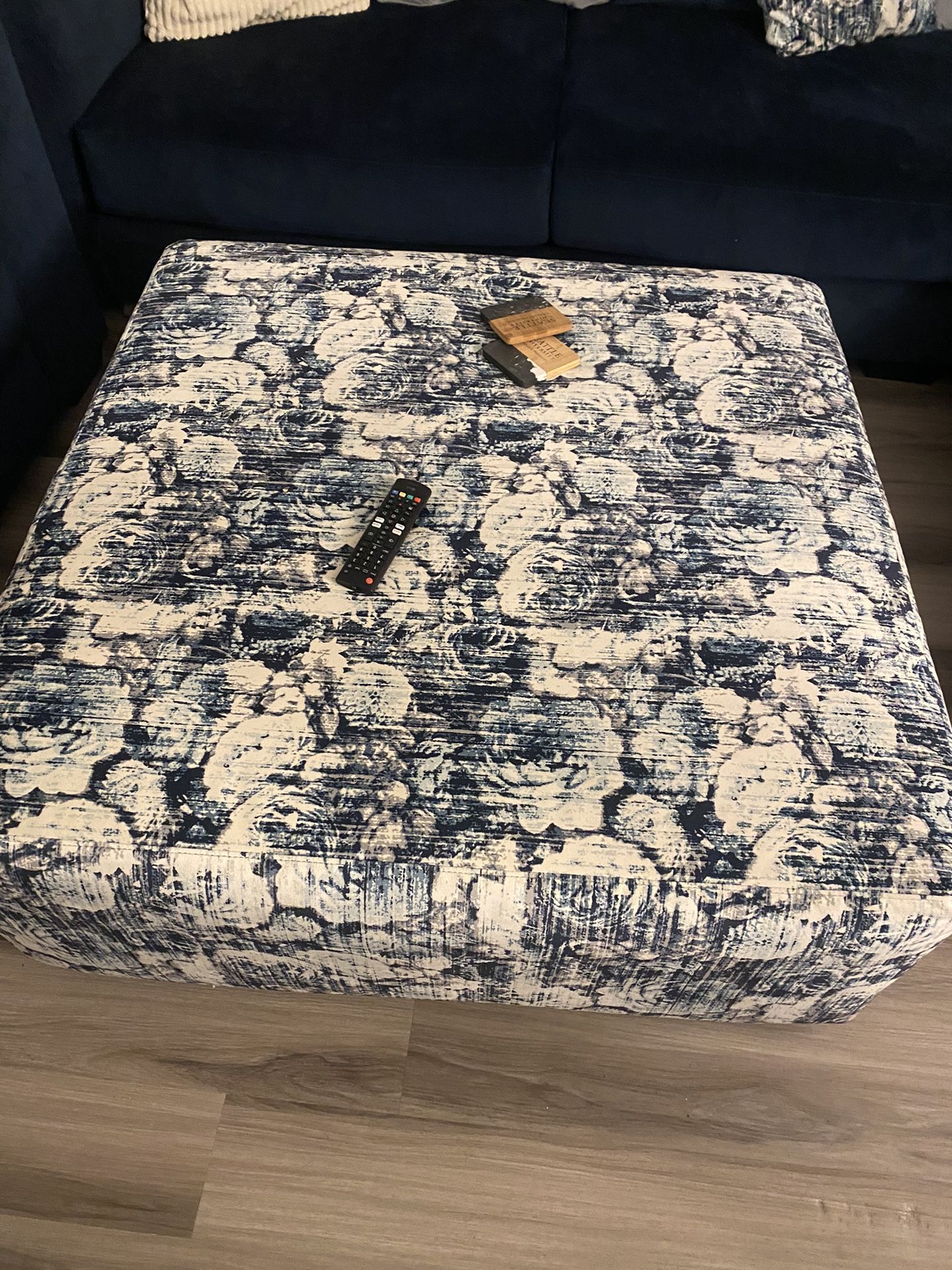 Blue Pattern Ottoman