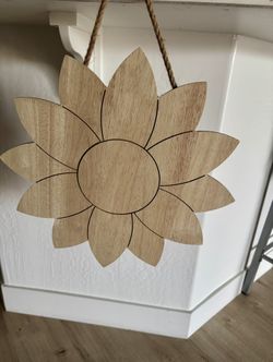 Unfinished Wood Sunflower 17.5 X 17.5