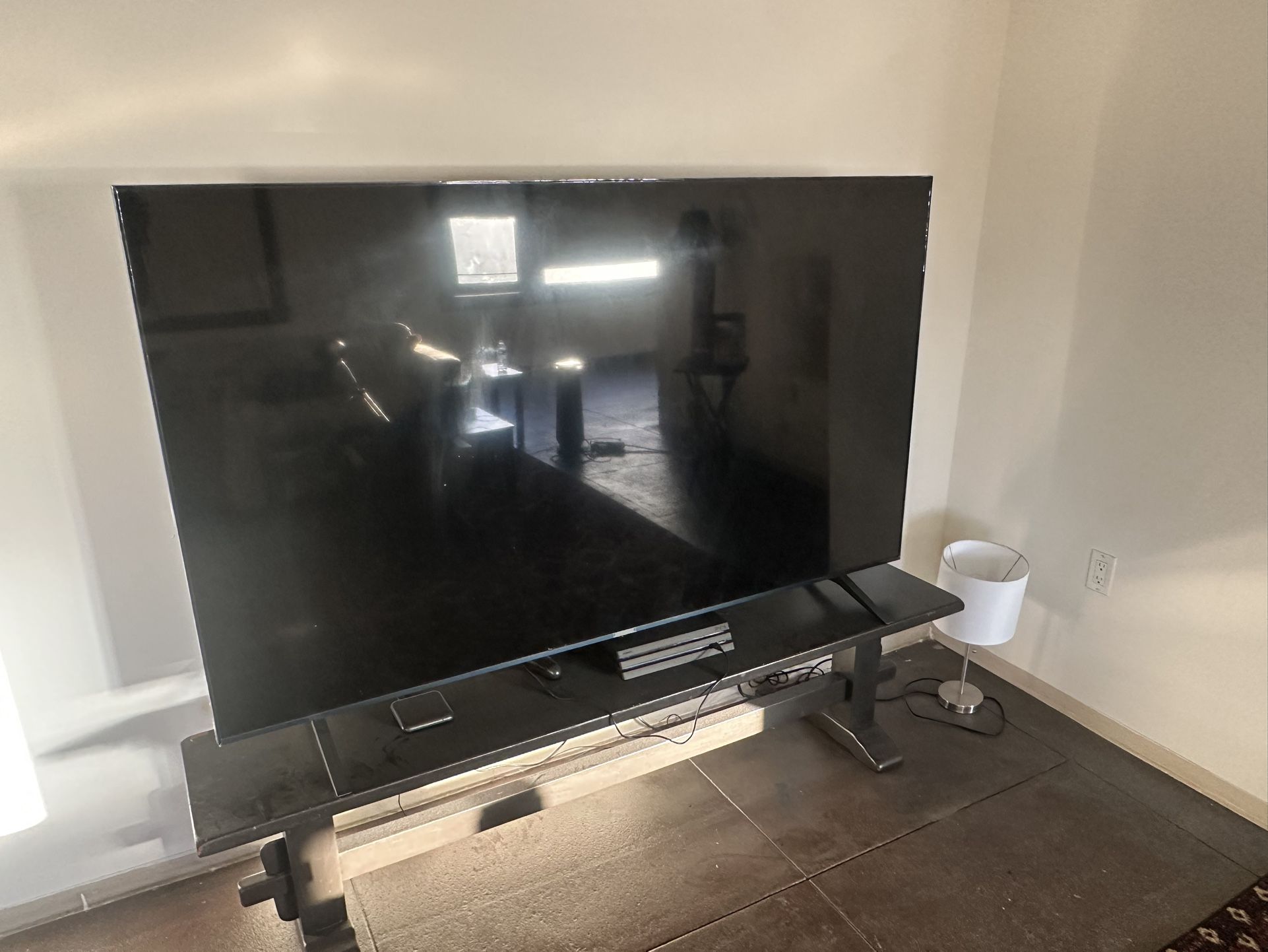 75” LG Smart TV - Excellent Condition 