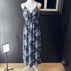 Y2K Animal Print Maxi Dress | Flowy | Model Off Duty