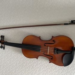 4/4 Violin With Bow