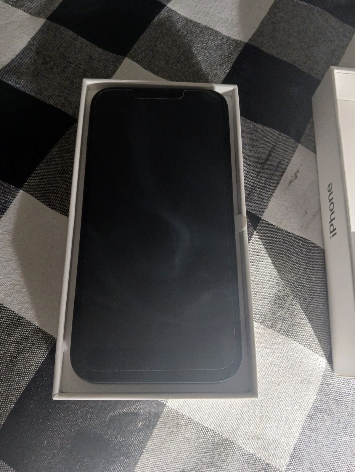 LNIB iPhone 13 Tmobile/Metro 128 GB PICKUP ONLY Buckhead