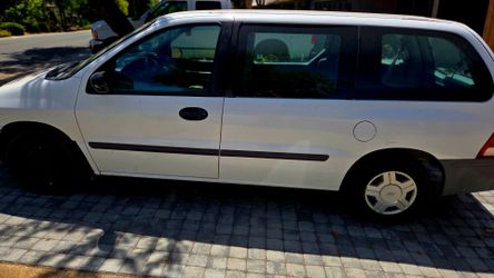 Ford Windstar White