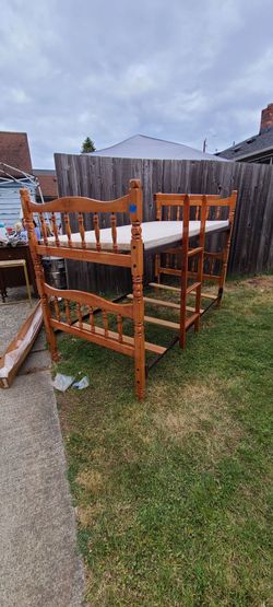 Bunk bed