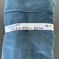 VELVET FABRIC COLOR HUNTER GREEN 
