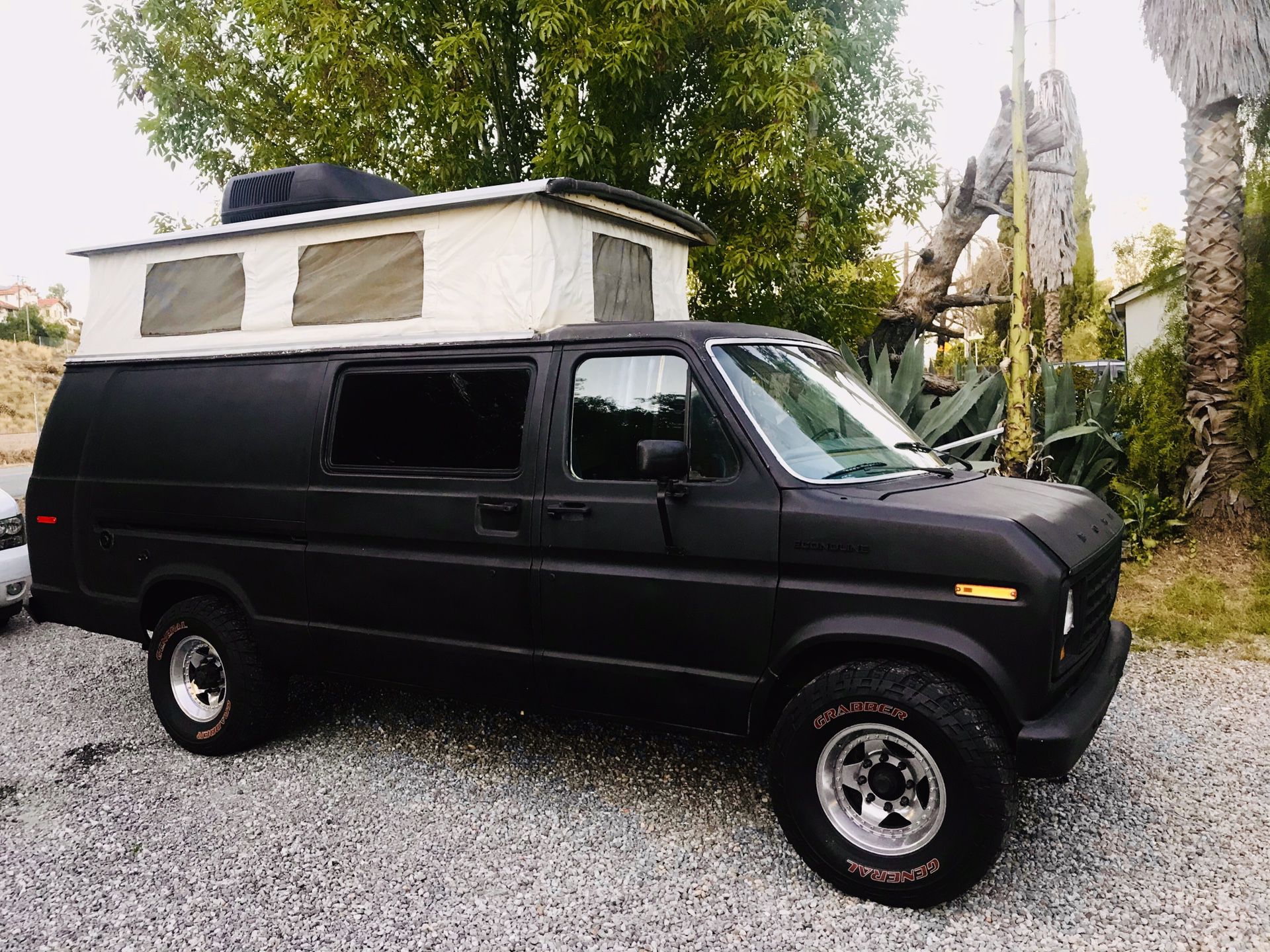 Ford camper rv needs to move taking up space starts up but has Electrical issue