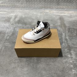 Jordan 3 Retro Red Stardust (PS)