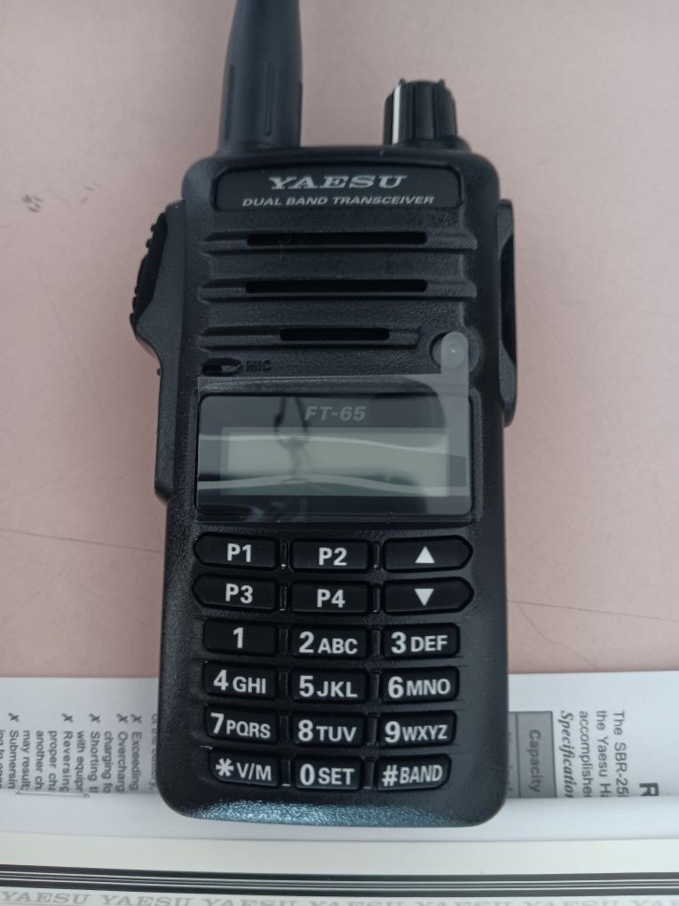 VHF And UHF Dual Band FM Transceiver Brand New Inbox $80 Firm