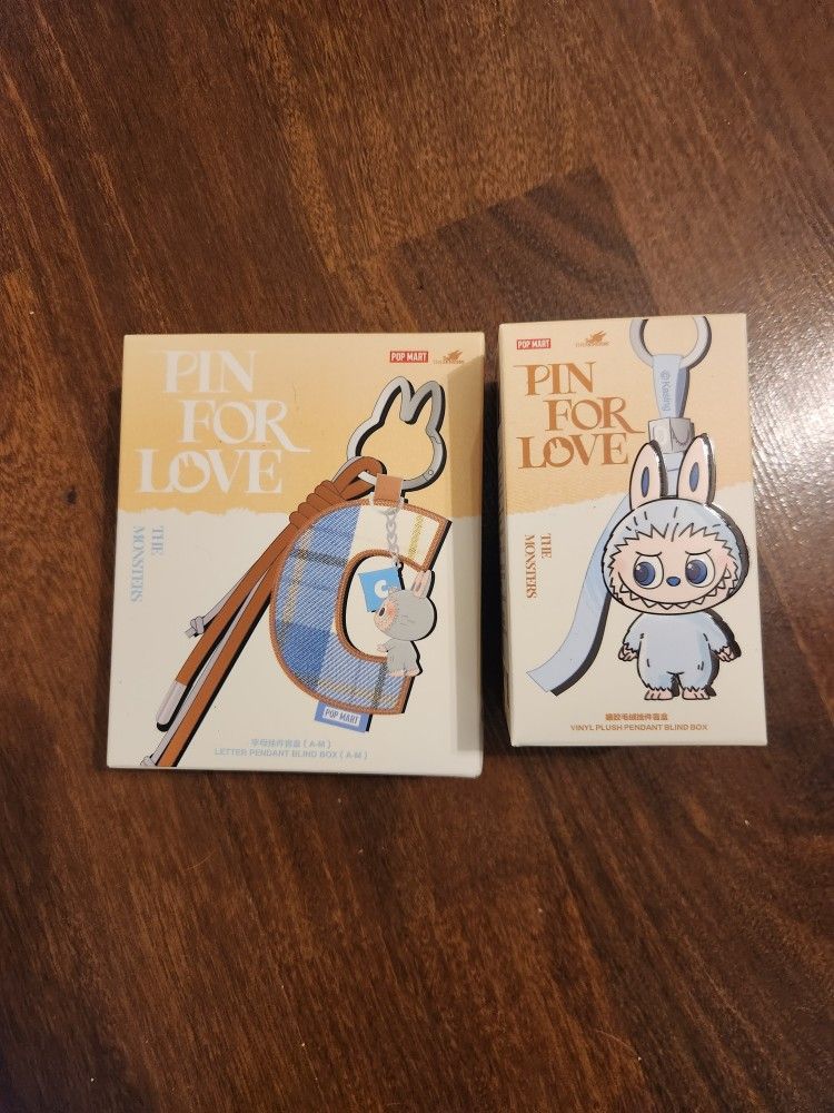 Labubu Pin For Love Set- Letter F