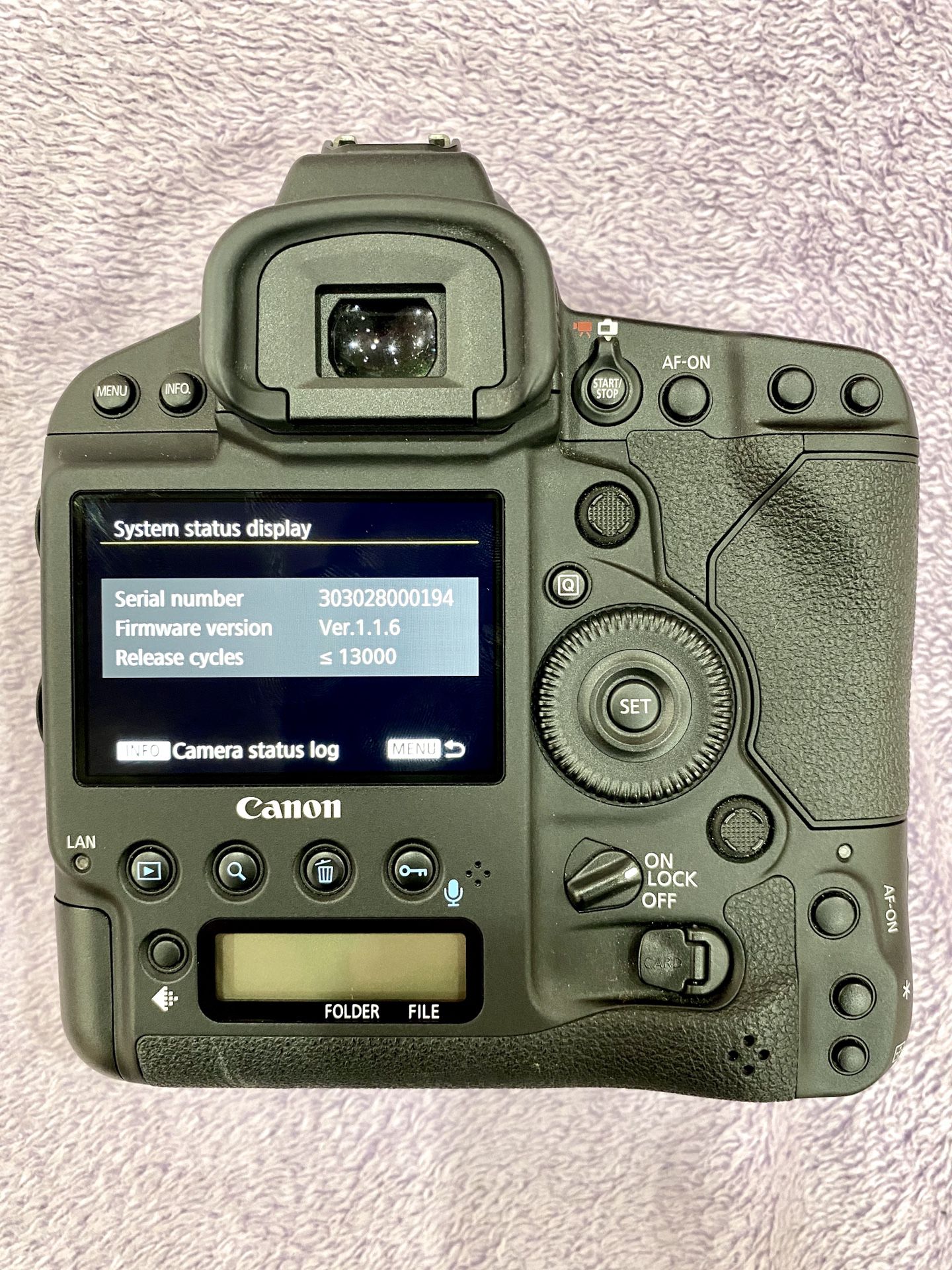Canon 1DX Mark II in Excellent Condition has only 13000 shutter count