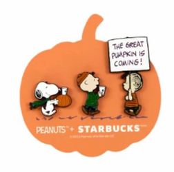 Peanuts Starbucsk x pins