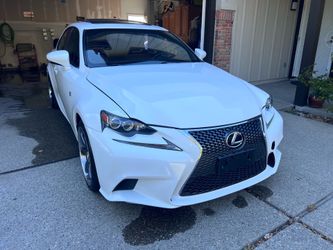 2016 Lexus is 200t salvaje