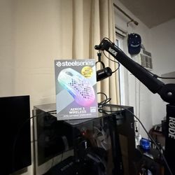 SteelSeries Aerox 3 Wireless Ghost Edition Mouse