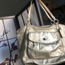  Coach Leather Shoulder Bag